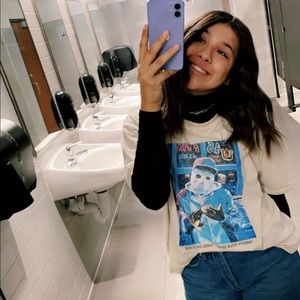 Meet your Posher, Ella